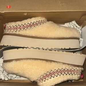 UGG Tazz Braid Platform slippers